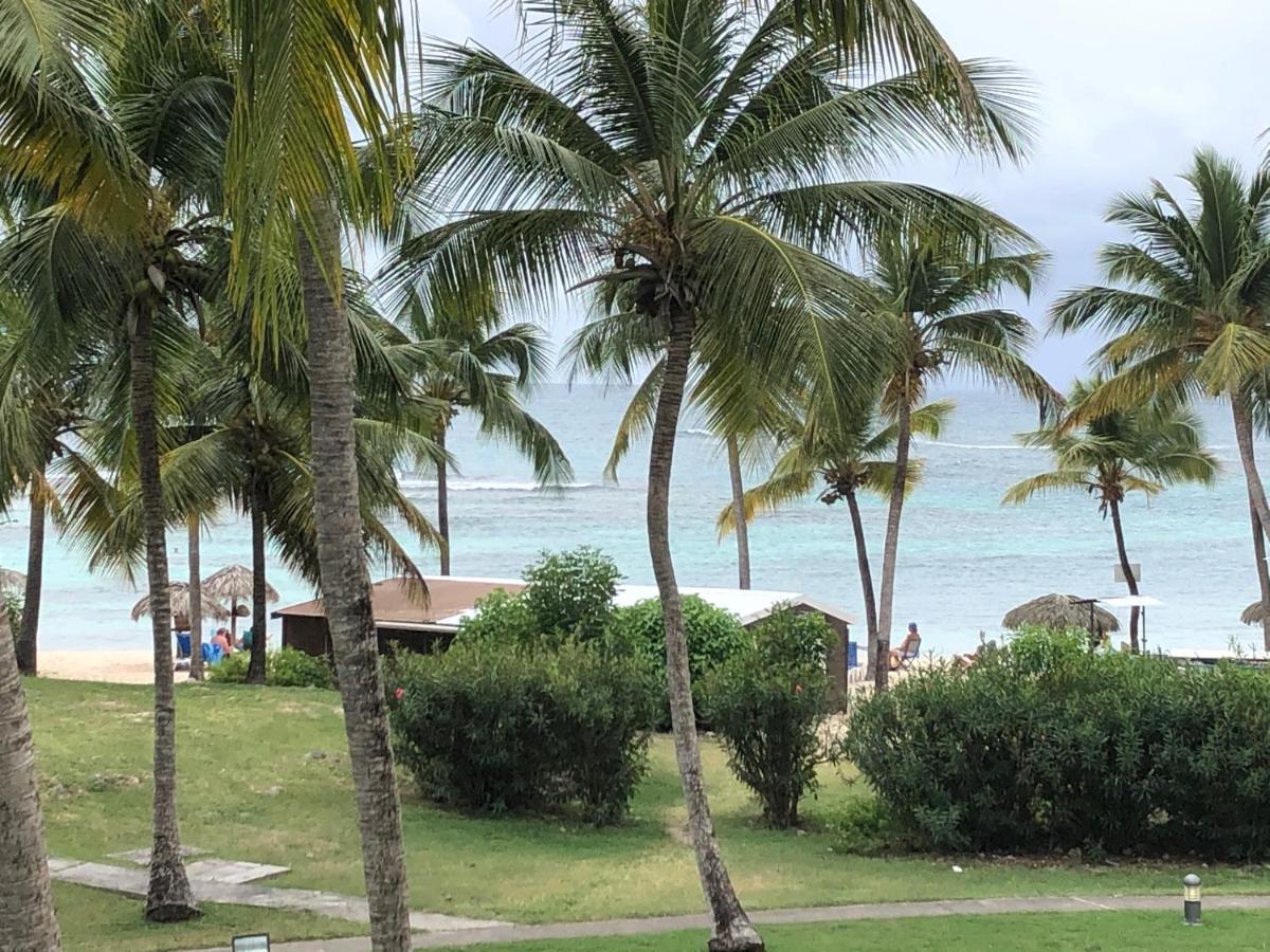 Brin D'Ile Anse Des Rochers Vue Mer A 50 M De La Plage Et Piscine Saint-Francois  Luaran gambar